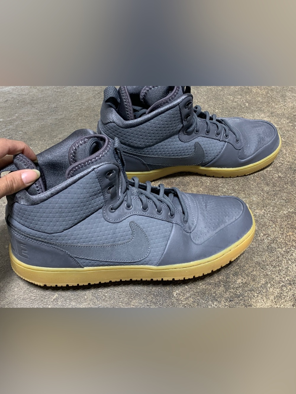 Nike Court Borough Mid Winter sneaker-boots AA0547-001 SIZE 12 US
